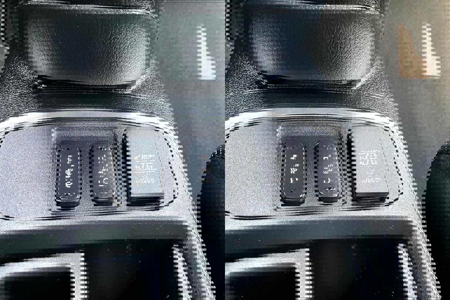 Used 2016 Honda CR-V Touring image 35