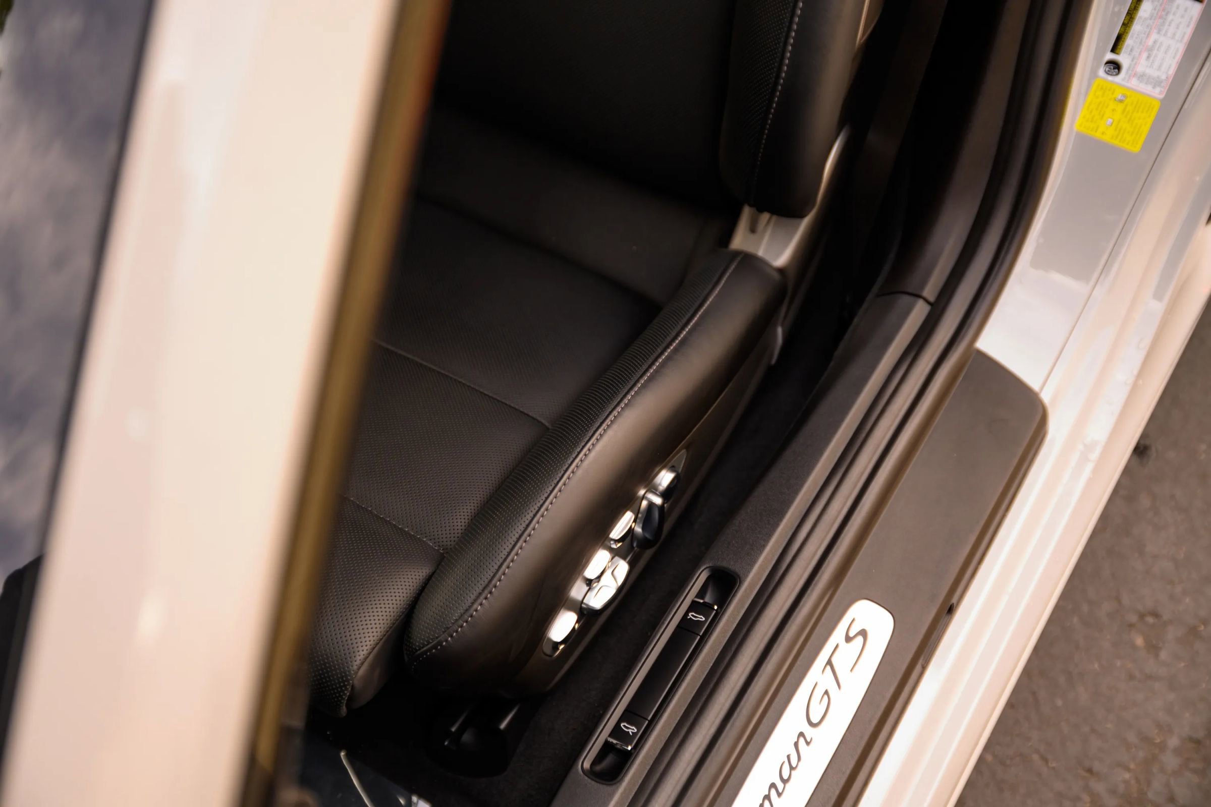 Used 2024 Porsche 718 Cayman GT4 image 51