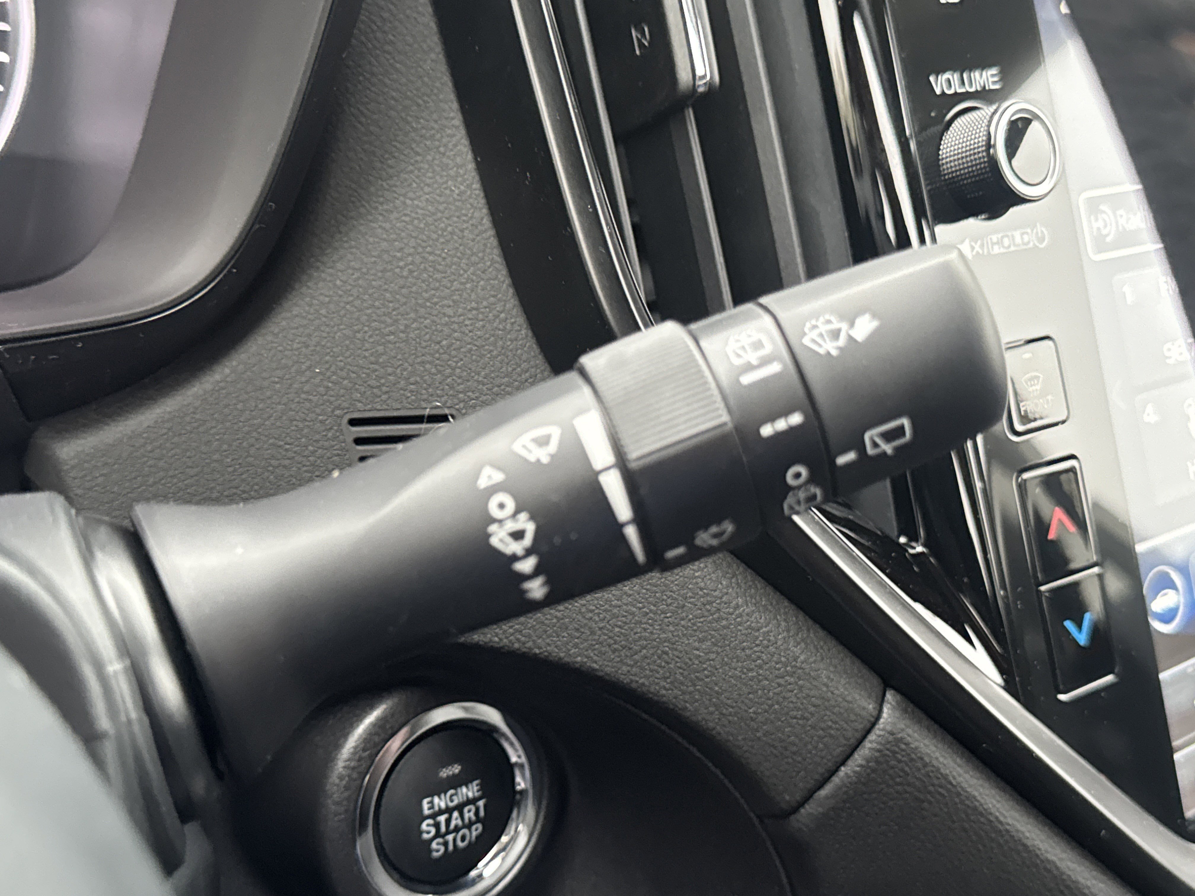 New 2026 Subaru Ascent Limited Bronze image 18