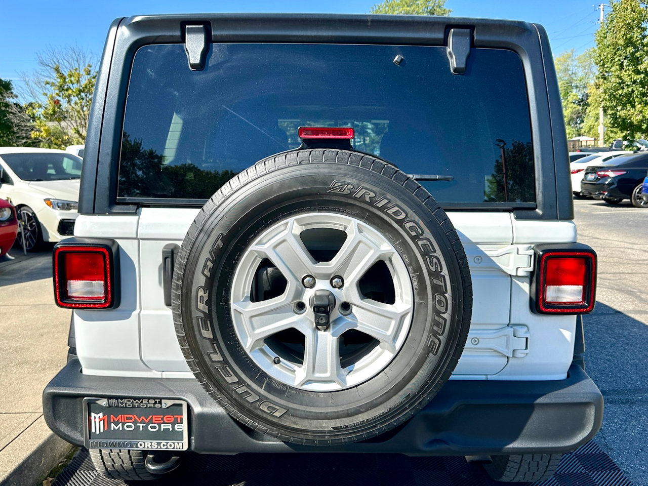 Used 2022 Jeep Wrangler Unlimited Sport w/ Cold Weather Group image 10