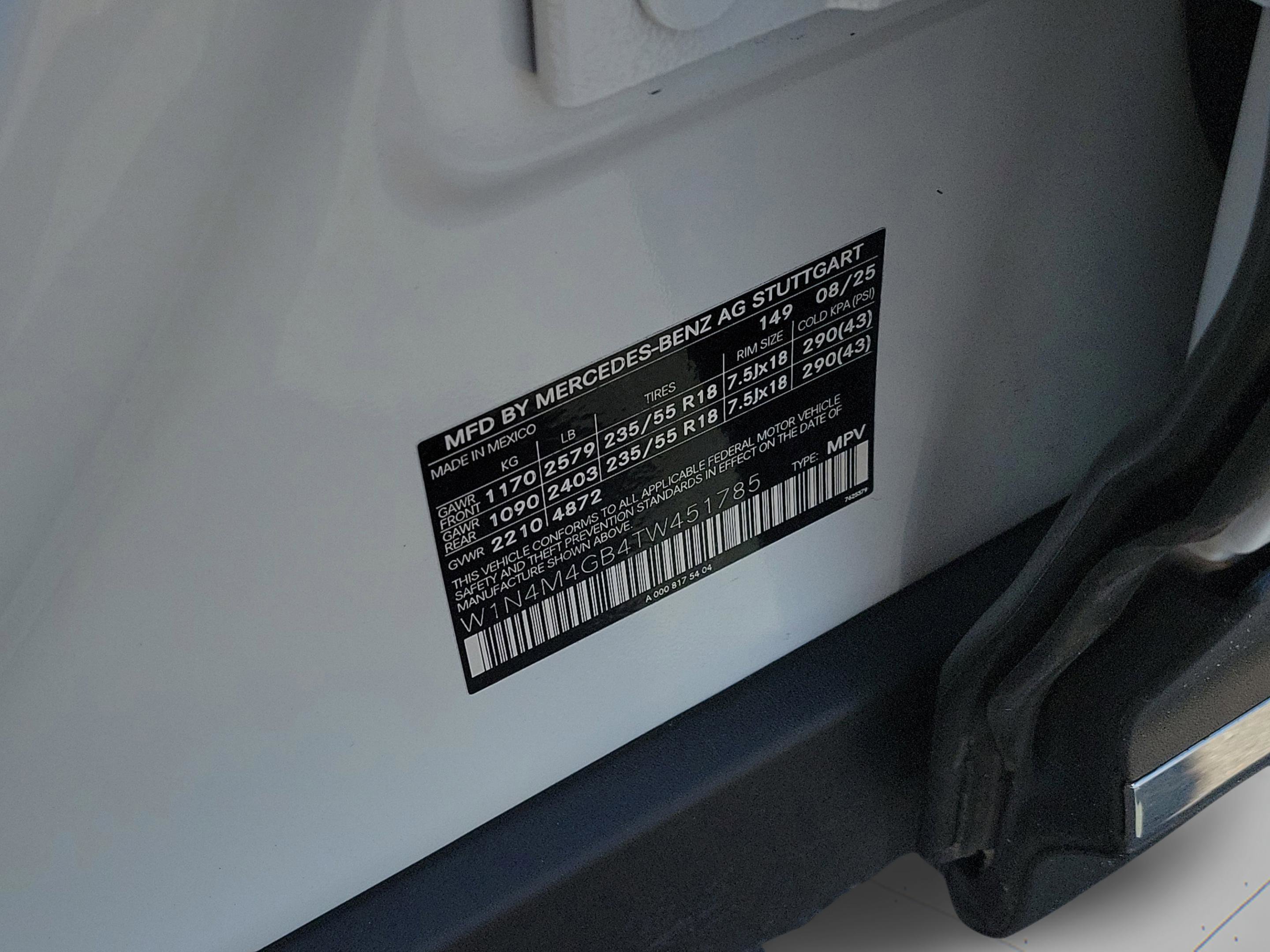 Certified 2026 Mercedes-Benz GLB 250 image 38