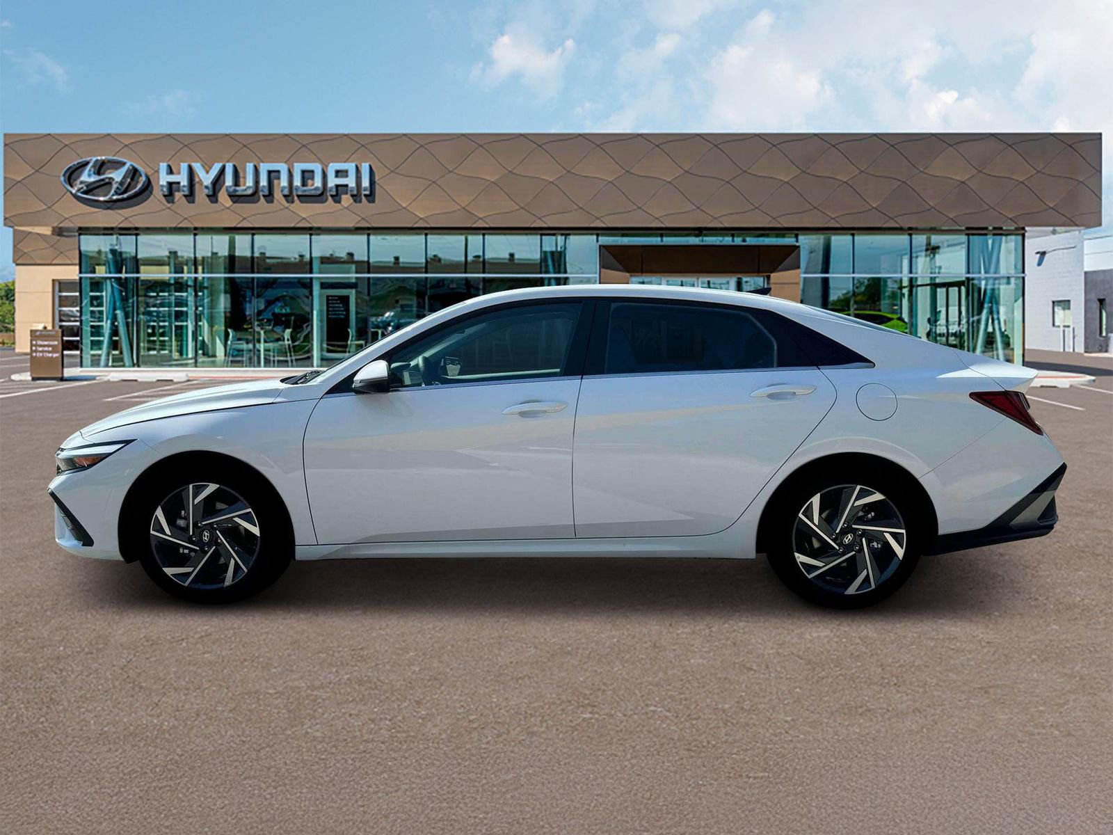 New 2025 Hyundai Elantra Limited image 3