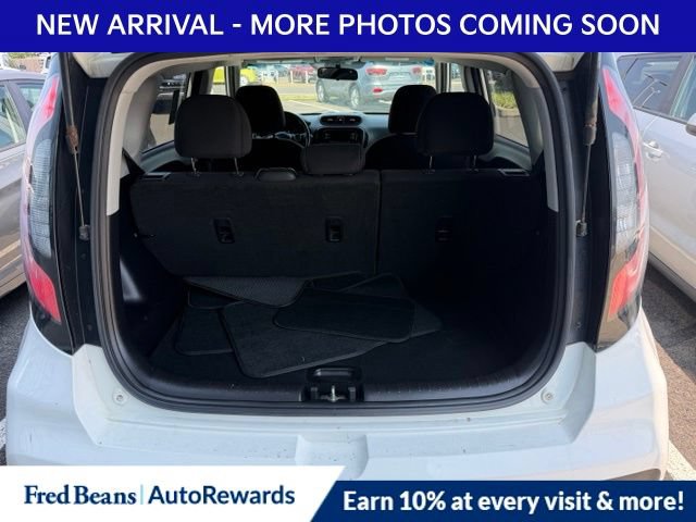 Used 2017 Kia Soul FWD image 8