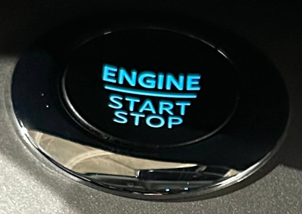 Used 2023 Ford Explorer XLT w/ Equipment Group 202A AWD/4WD image 80