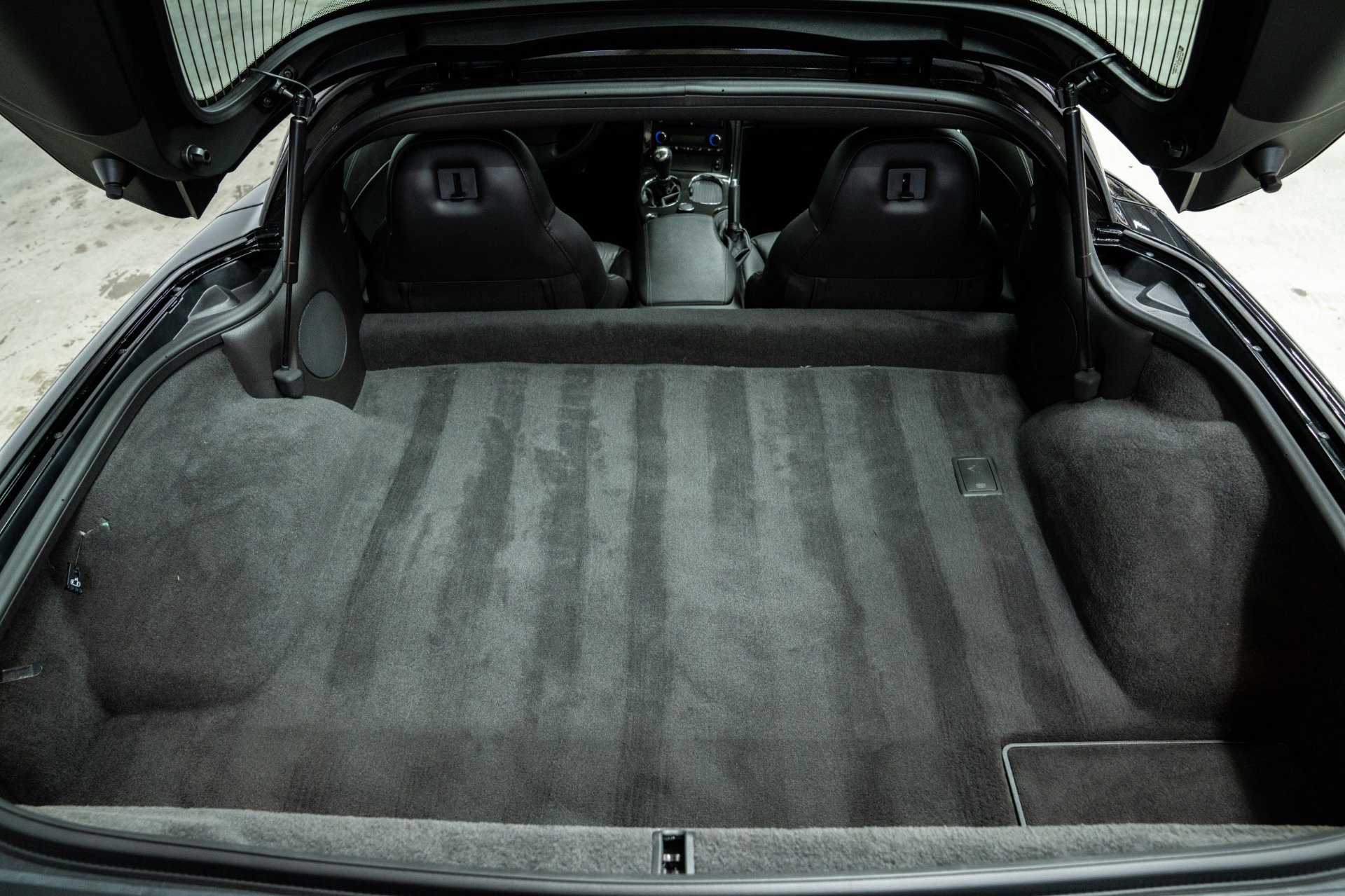 Used 2010 Chevrolet Corvette ZR1 w/ Preferred Equipment Group image 17