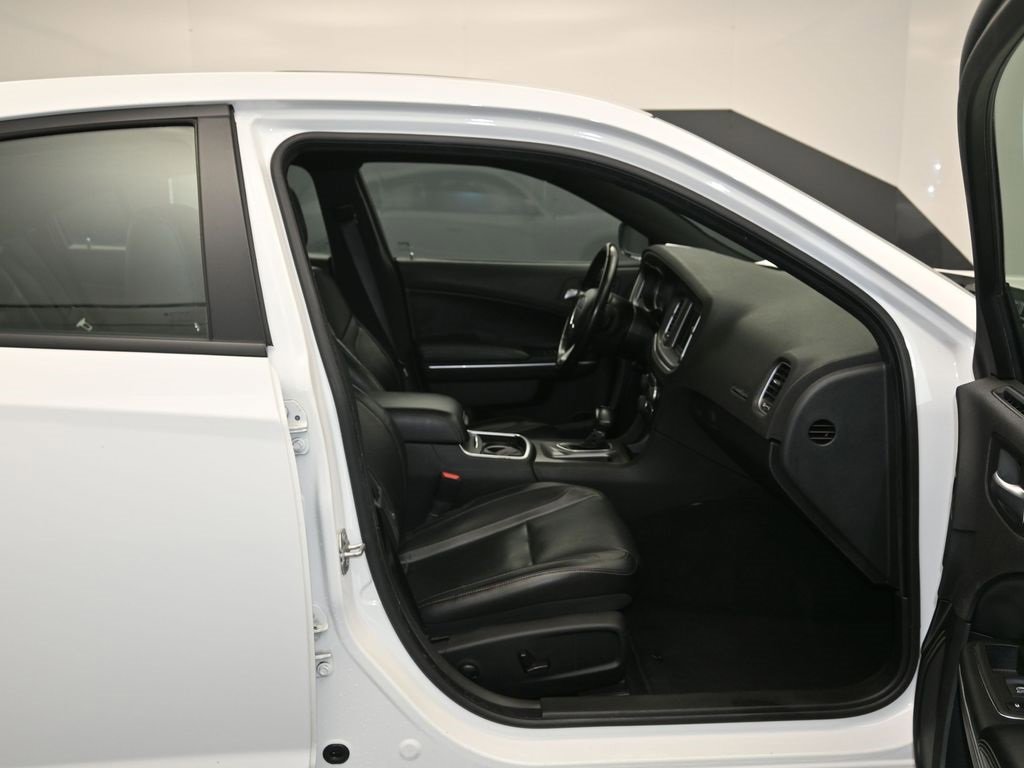 Used 2022 Dodge Charger SXT w/ Leather Interior Group image 26