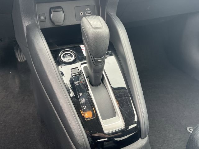 Used 2024 Nissan Versa SV image 19