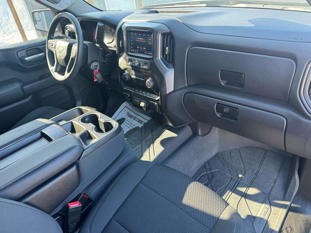 Used 2021 Chevrolet Silverado 1500 Custom image 32