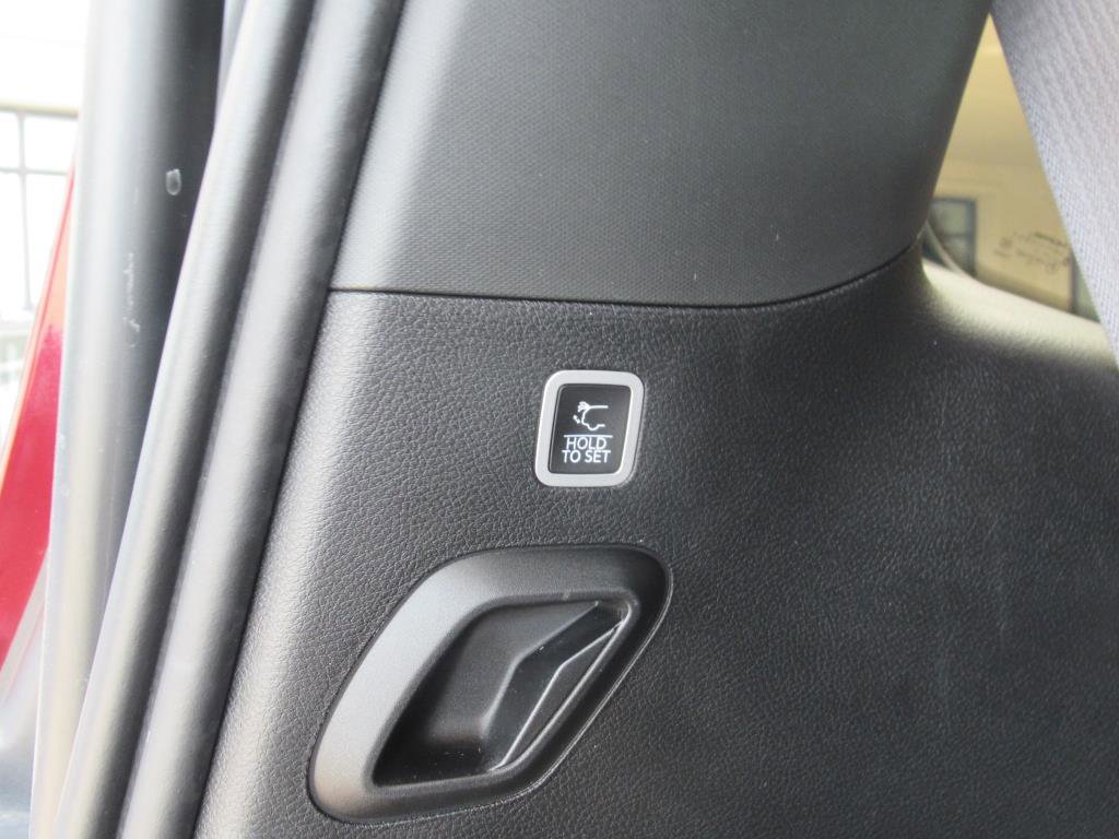 Used 2023 Jeep Grand Wagoneer Series III image 20