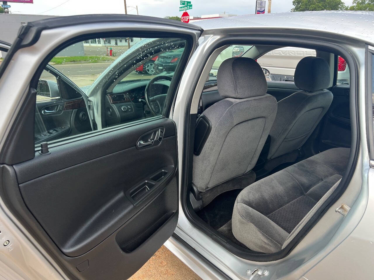 Used 2012 Chevrolet Impala LS FWD image 13