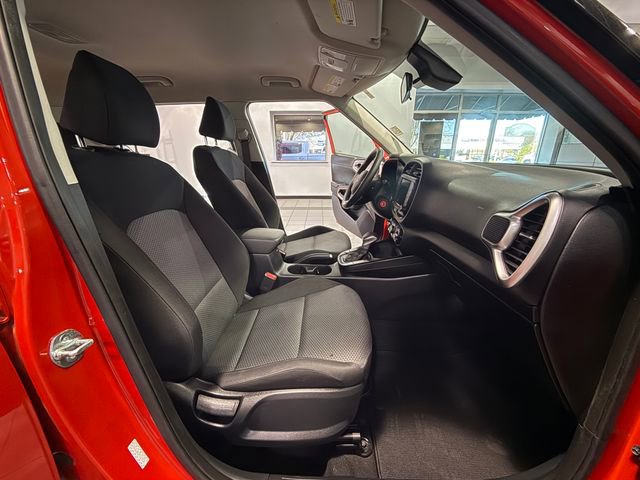 Used 2024 Kia Soul LX w/ Option Group 015 image 12