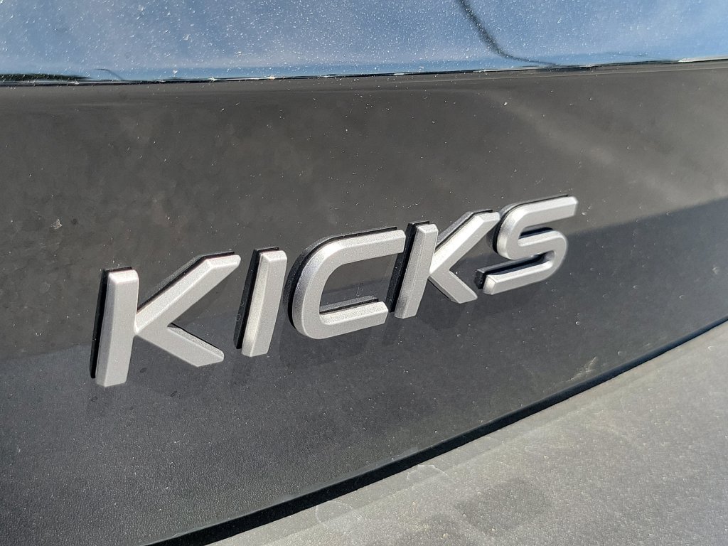 New 2026 Nissan Kicks SV w/ Cold Weather Package FWD image 3