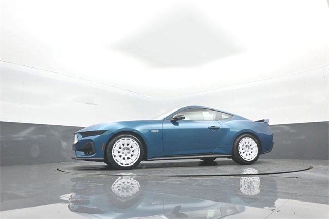 New 2026 Ford Mustang GT Premium w/ GT Performance Package image 31