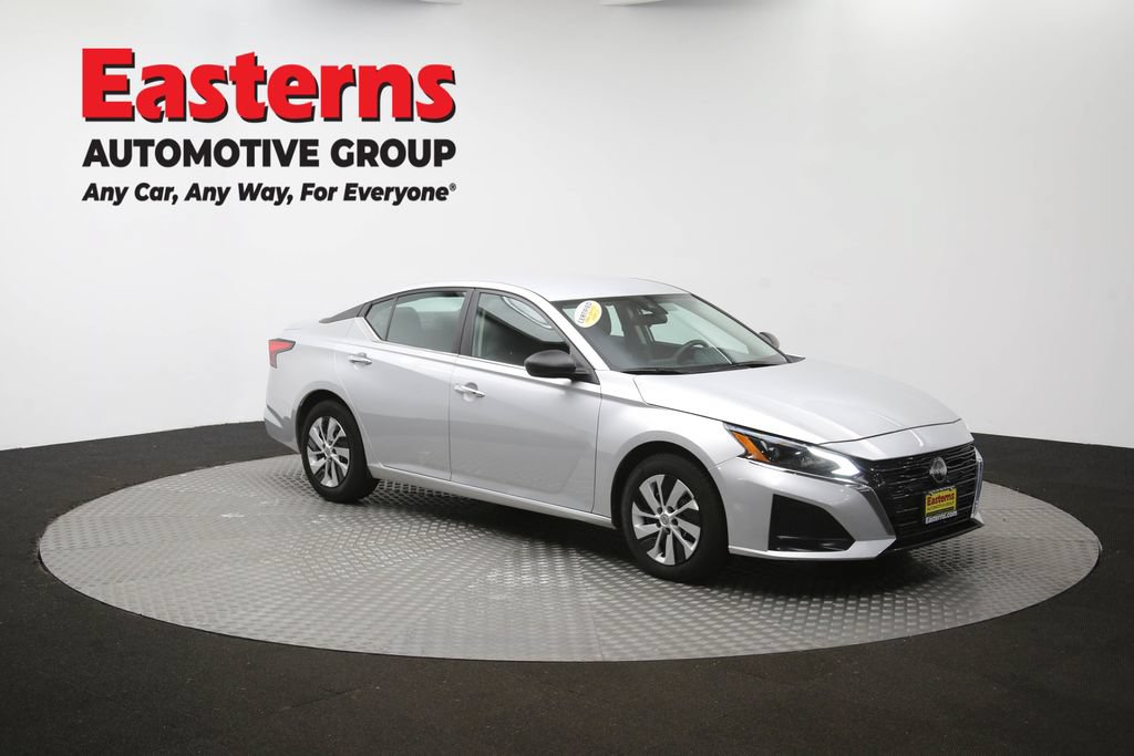Used 2024 Nissan Altima 2.5 S FWD image 48