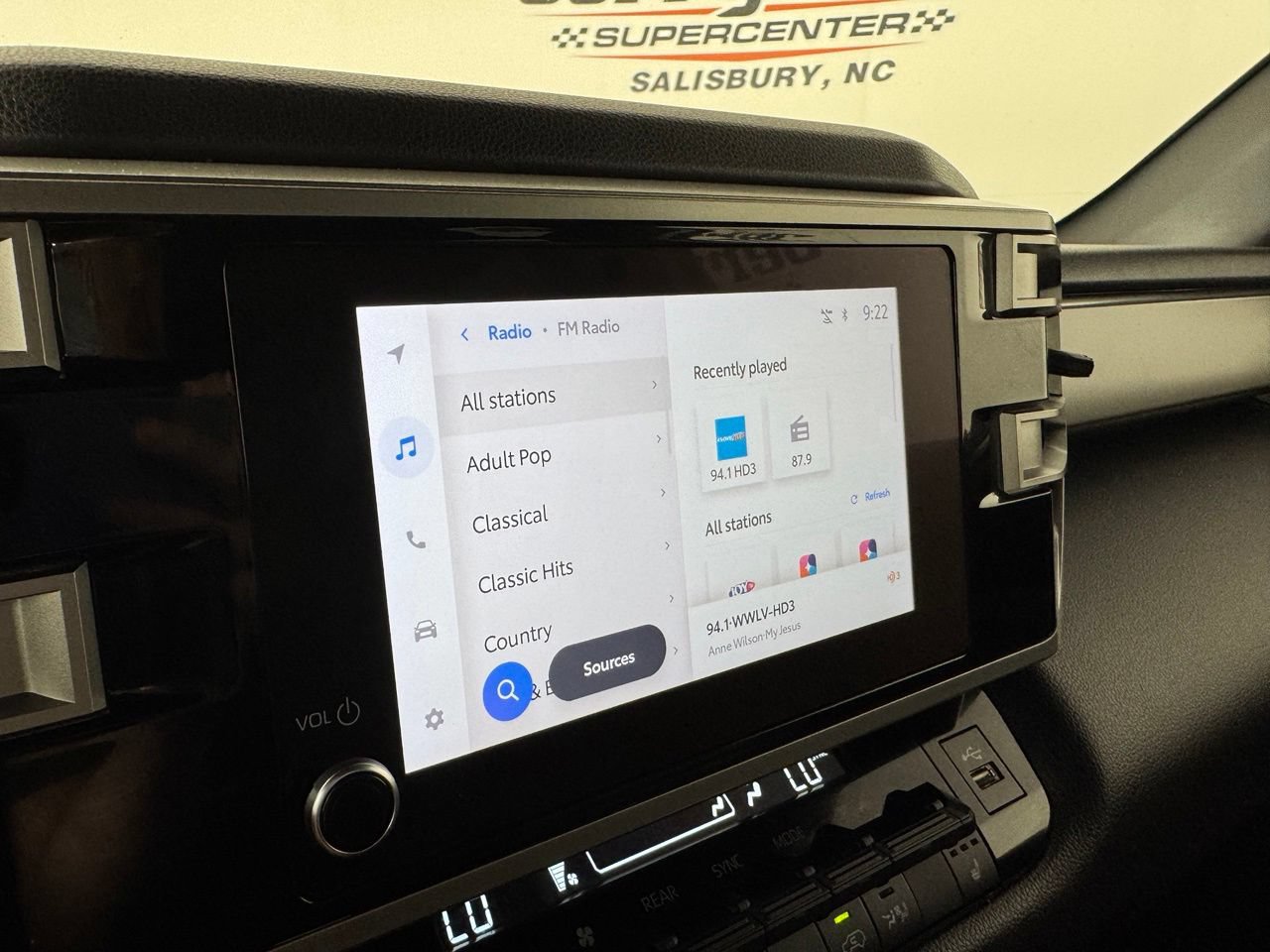 Used 2025 Toyota Sequoia SR5 AWD/4WD image 17