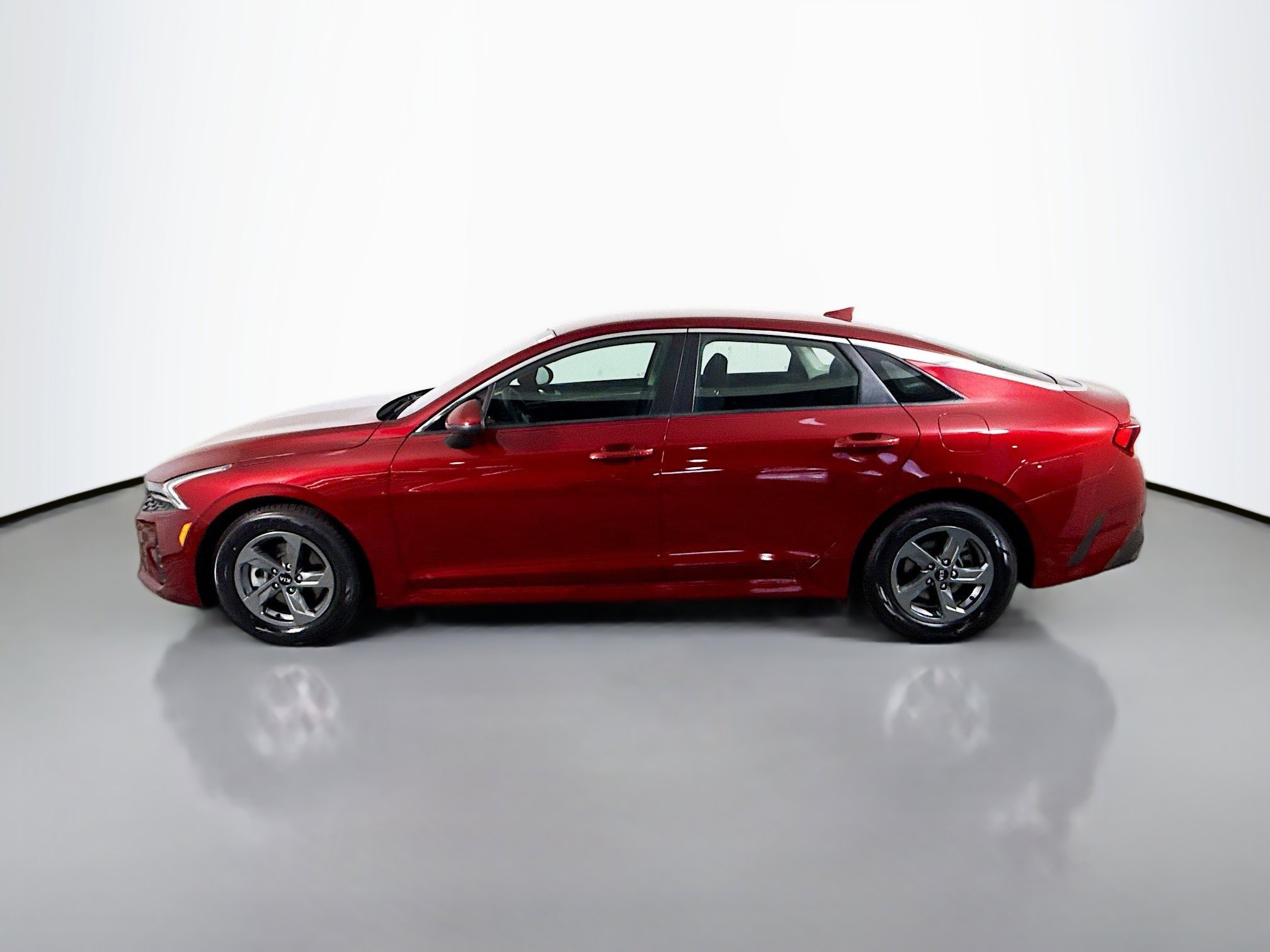 Used 2021 Kia K5 LX image 6