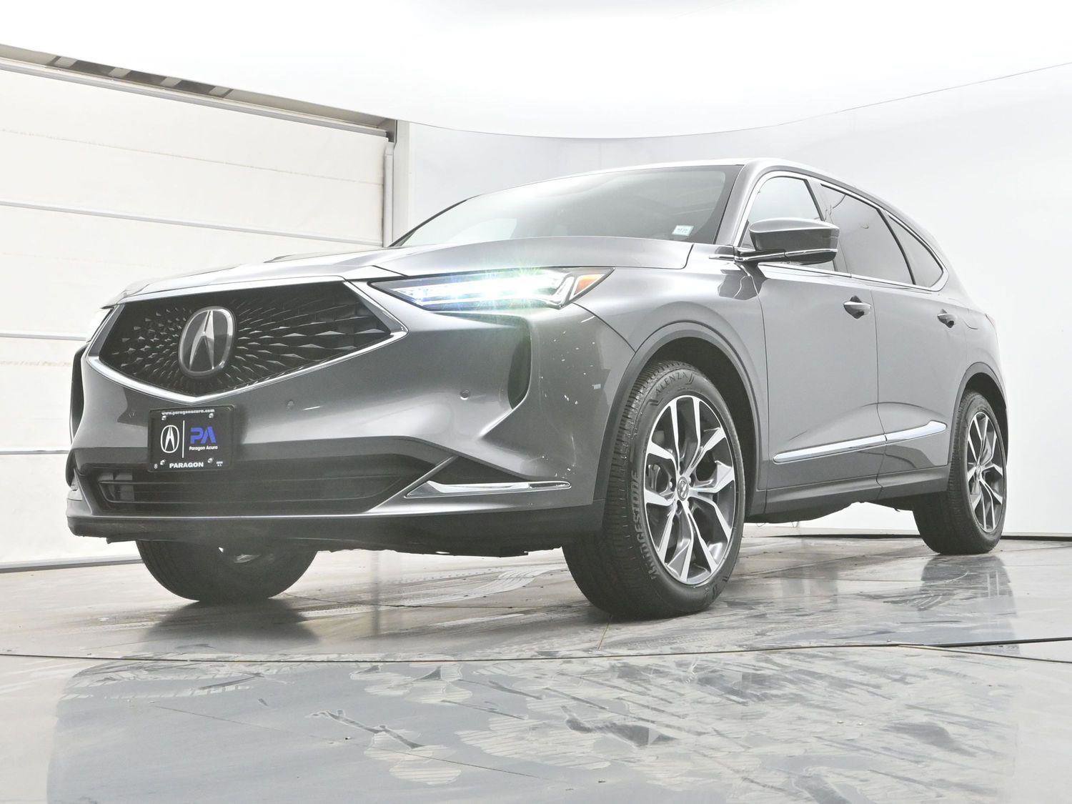 Used 2024 Acura MDX SH-AWD w/ Technology Package image 34