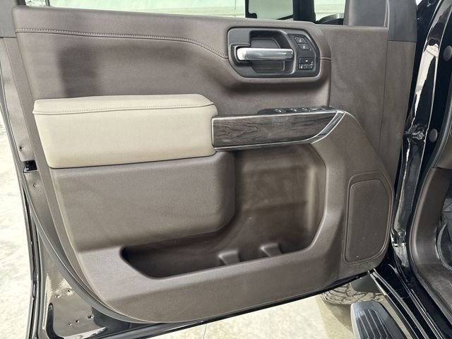 Used 2022 Chevrolet Silverado 2500 LTZ w/ LTZ Plus Package AWD/4WD image 21