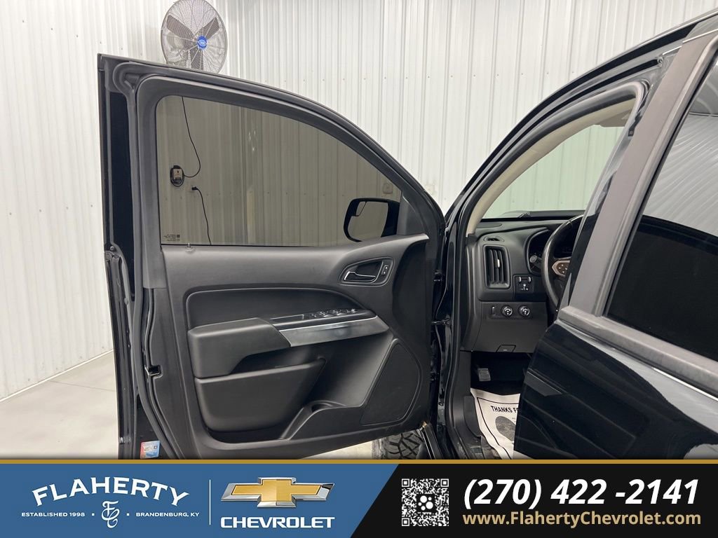 Used 2019 Chevrolet Colorado ZR2 w/ Colorado ZR2 Bison Edition image 8