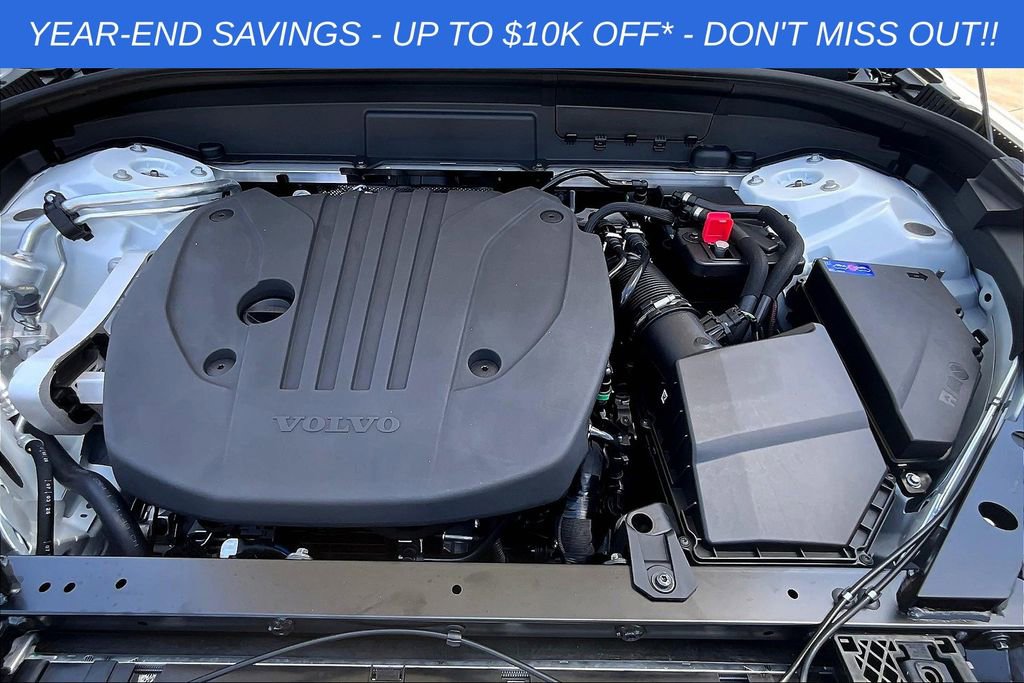 Used 2025 Volvo XC60 B5 Core w/ Climate Package image 46