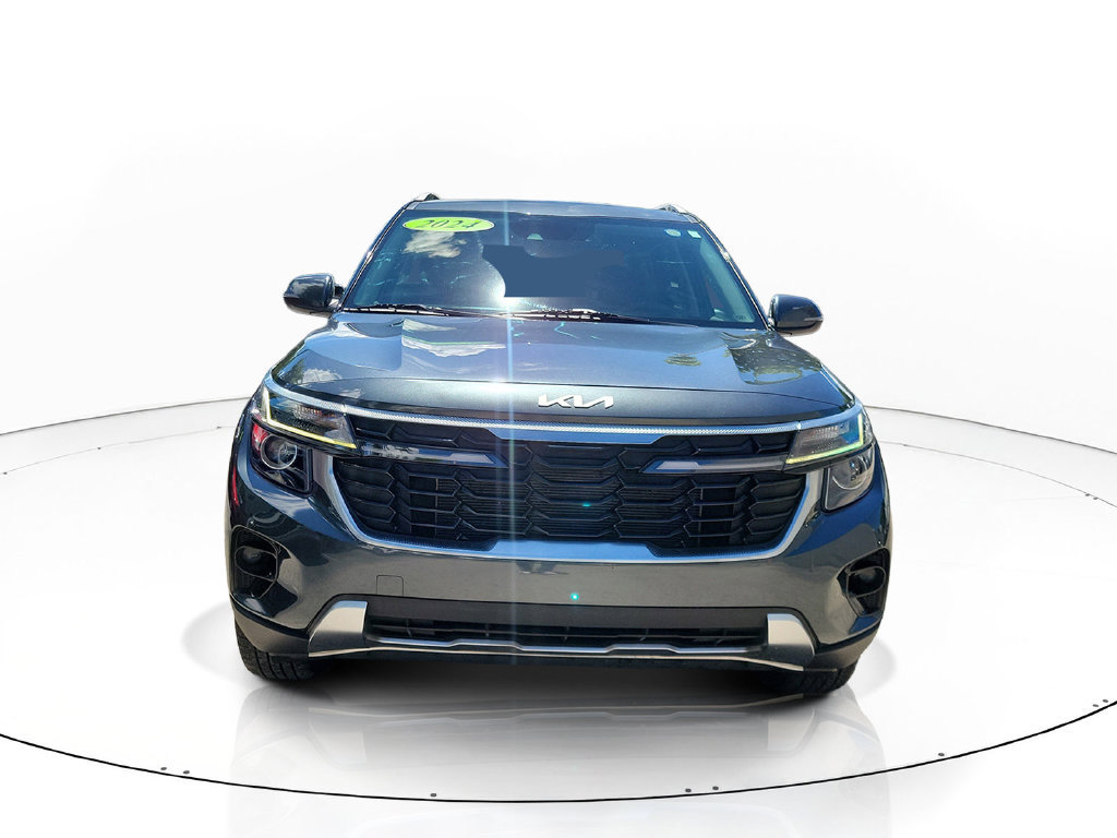 Certified 2024 Kia Seltos EX FWD image 2