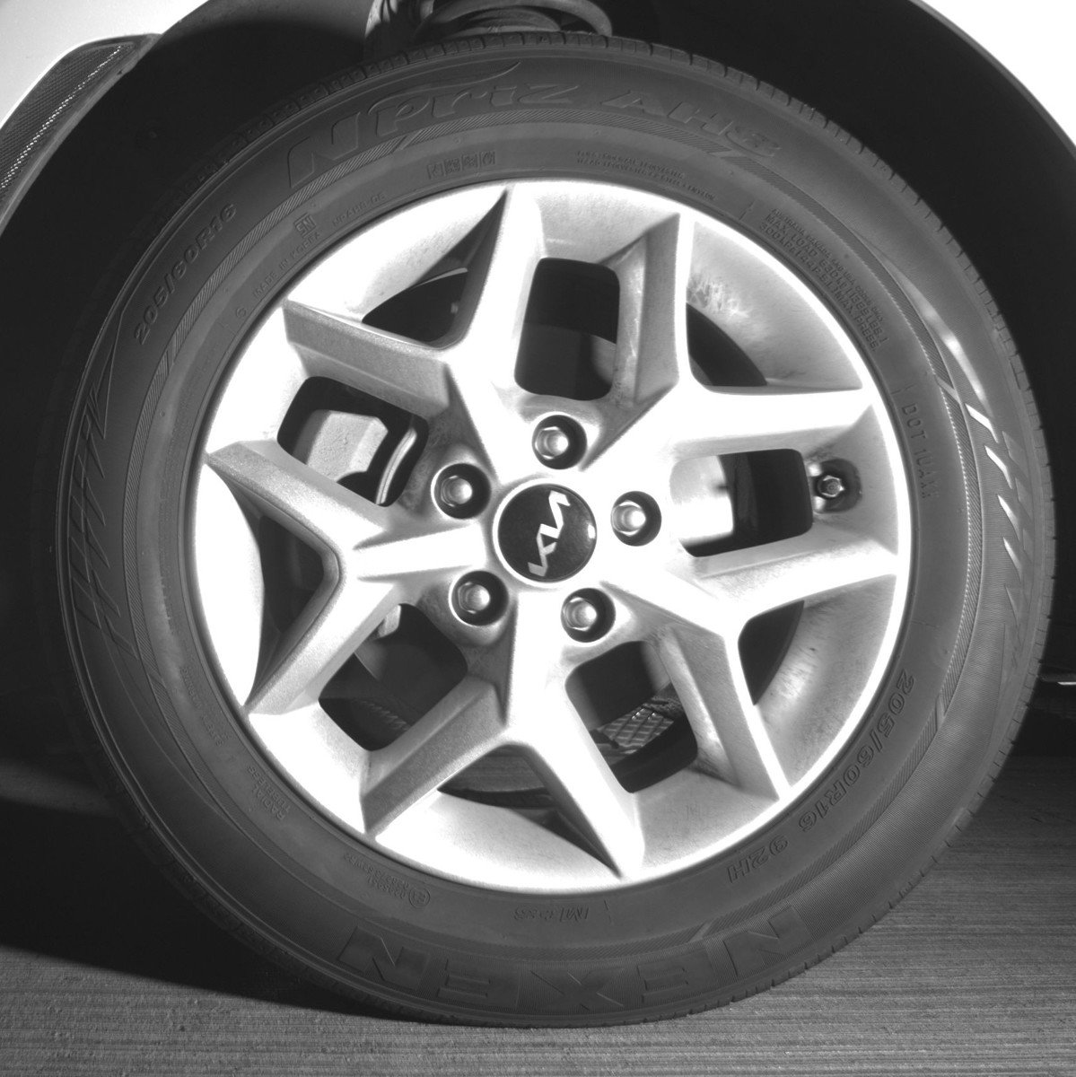 Used 2025 Kia Soul LX w/ LX Technology Package FWD image 19