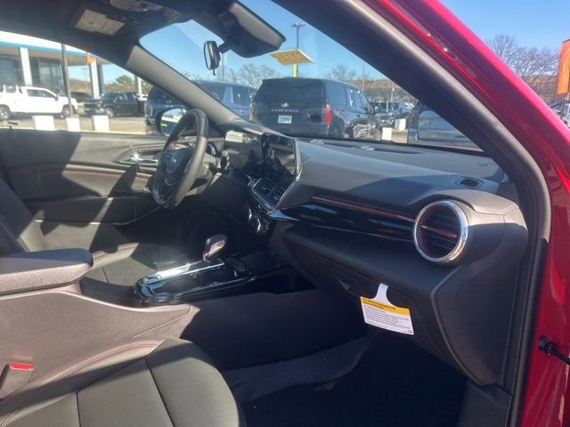 New 2026 Chevrolet Trax RS w/ Driver Confidence Package image 32