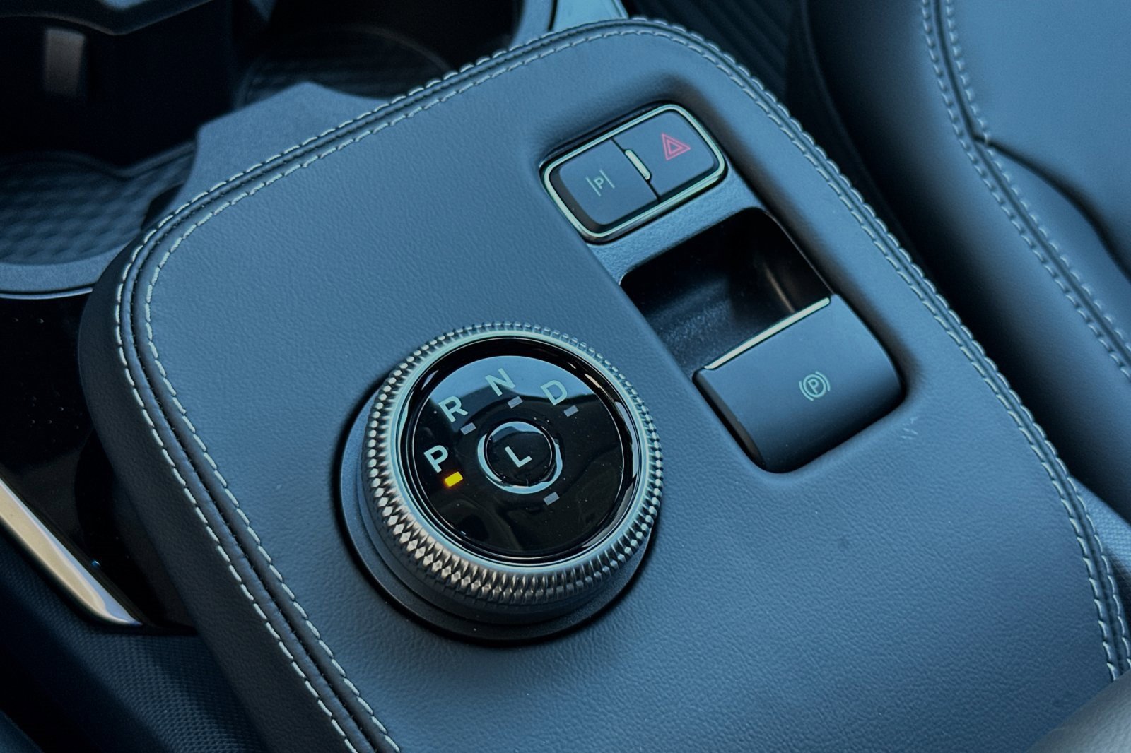 New 2024 Ford Mustang Mach-E Select w/ Comfort Package Lite image 17