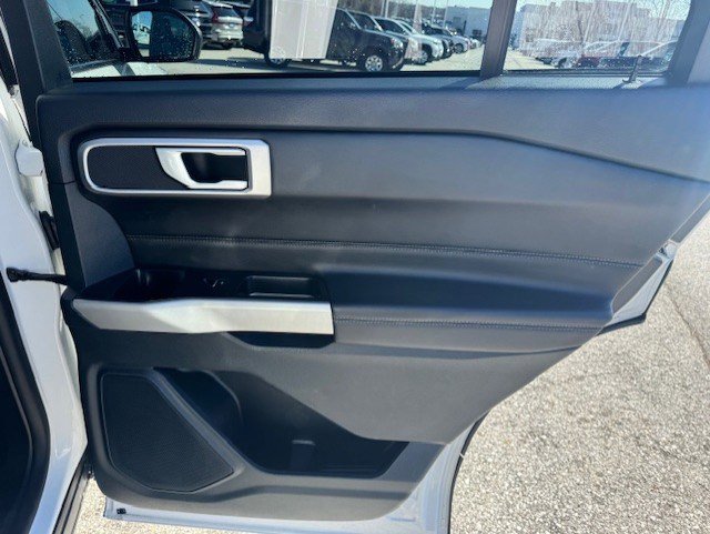 Certified 2023 Ford Explorer XLT w/ Equipment Group 202A image 30