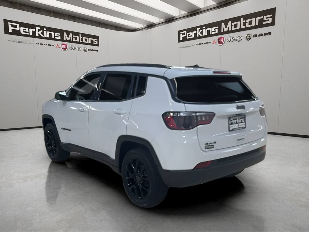 New 2026 Jeep Compass Latitude AWD/4WD image 3