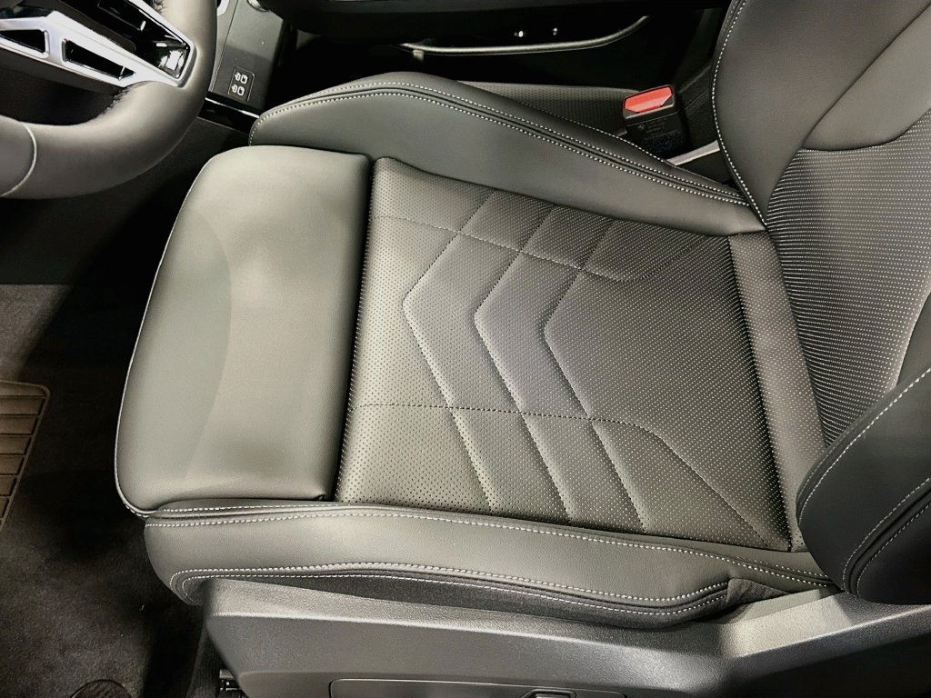 New 2027 BMW X1 xDrive28i AWD/4WD image 19