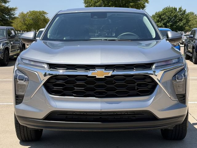 Used 2024 Chevrolet Trax LS w/ LS Convenience Package FWD image 7