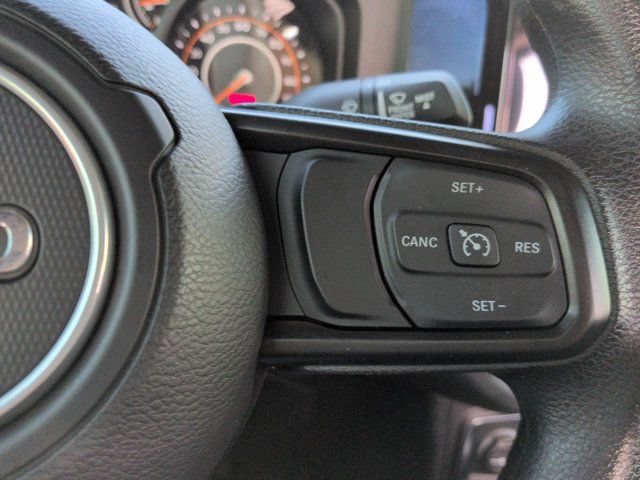 Used 2025 Jeep Wrangler Sport AWD/4WD image 22