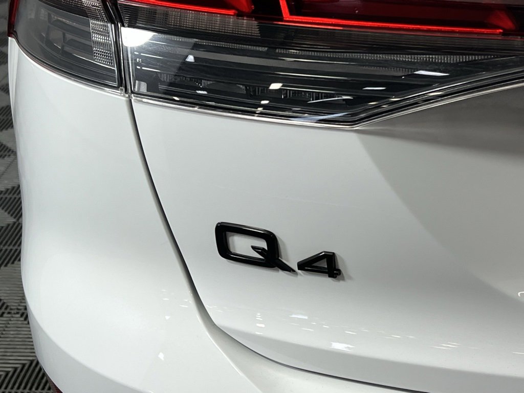 Used 2024 Audi Q4 e-tron Premium Plus w/ Premium Plus image 34