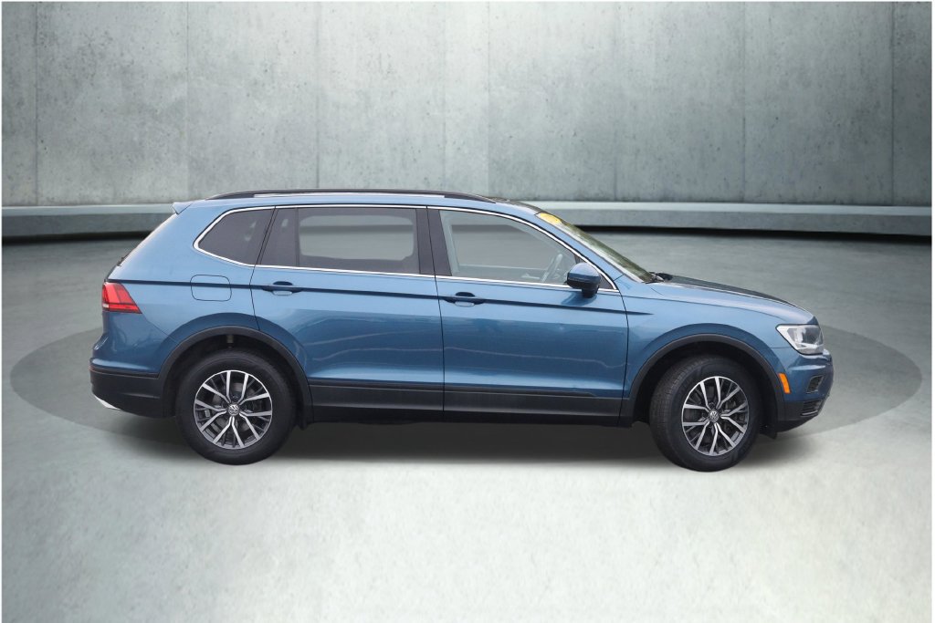 Used 2019 Volkswagen Tiguan SE w/ Panoramic Sunroof Package AWD/4WD image 15