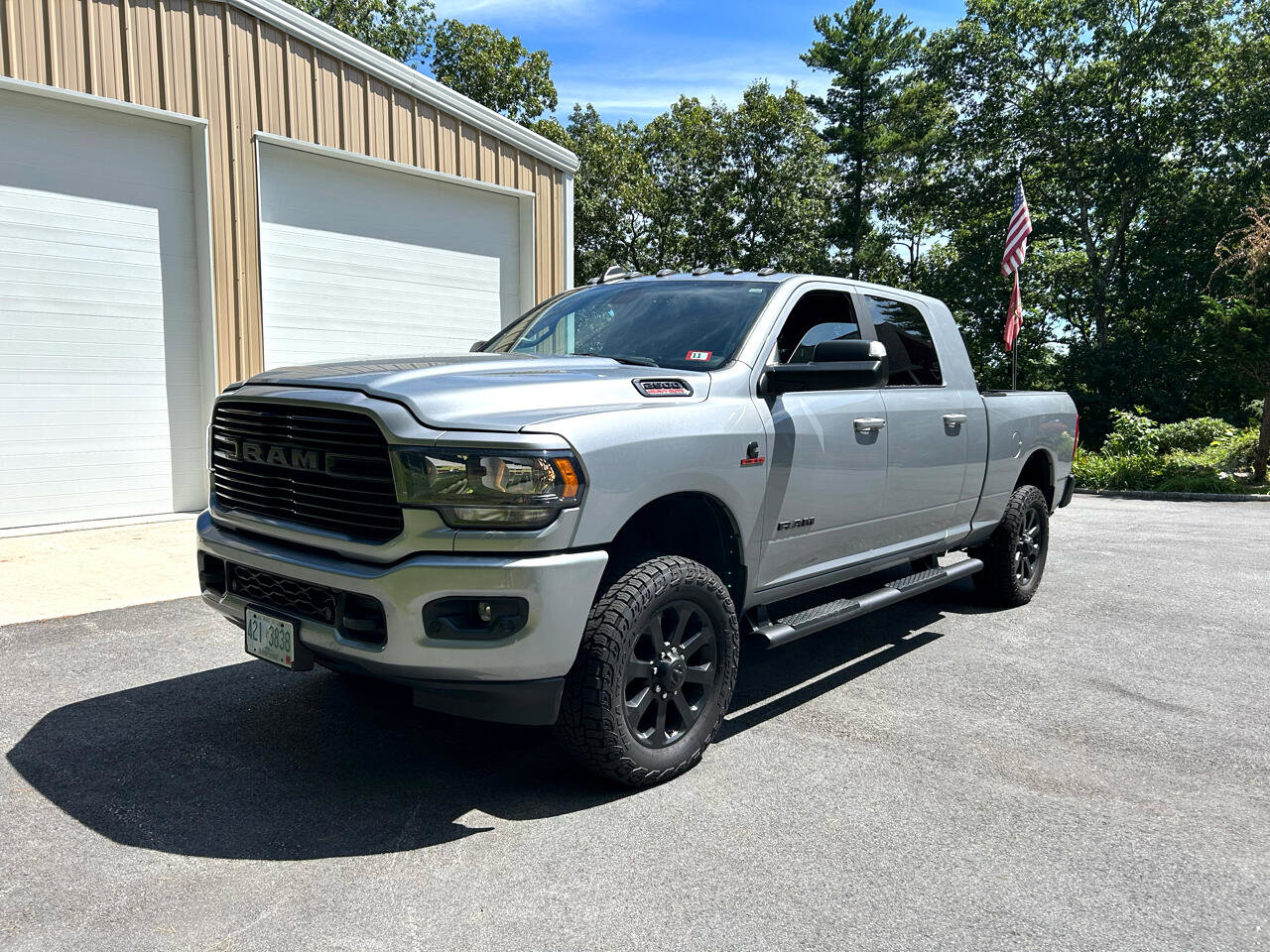 Used 2021 RAM 2500 Big Horn w/ Night Edition image 2