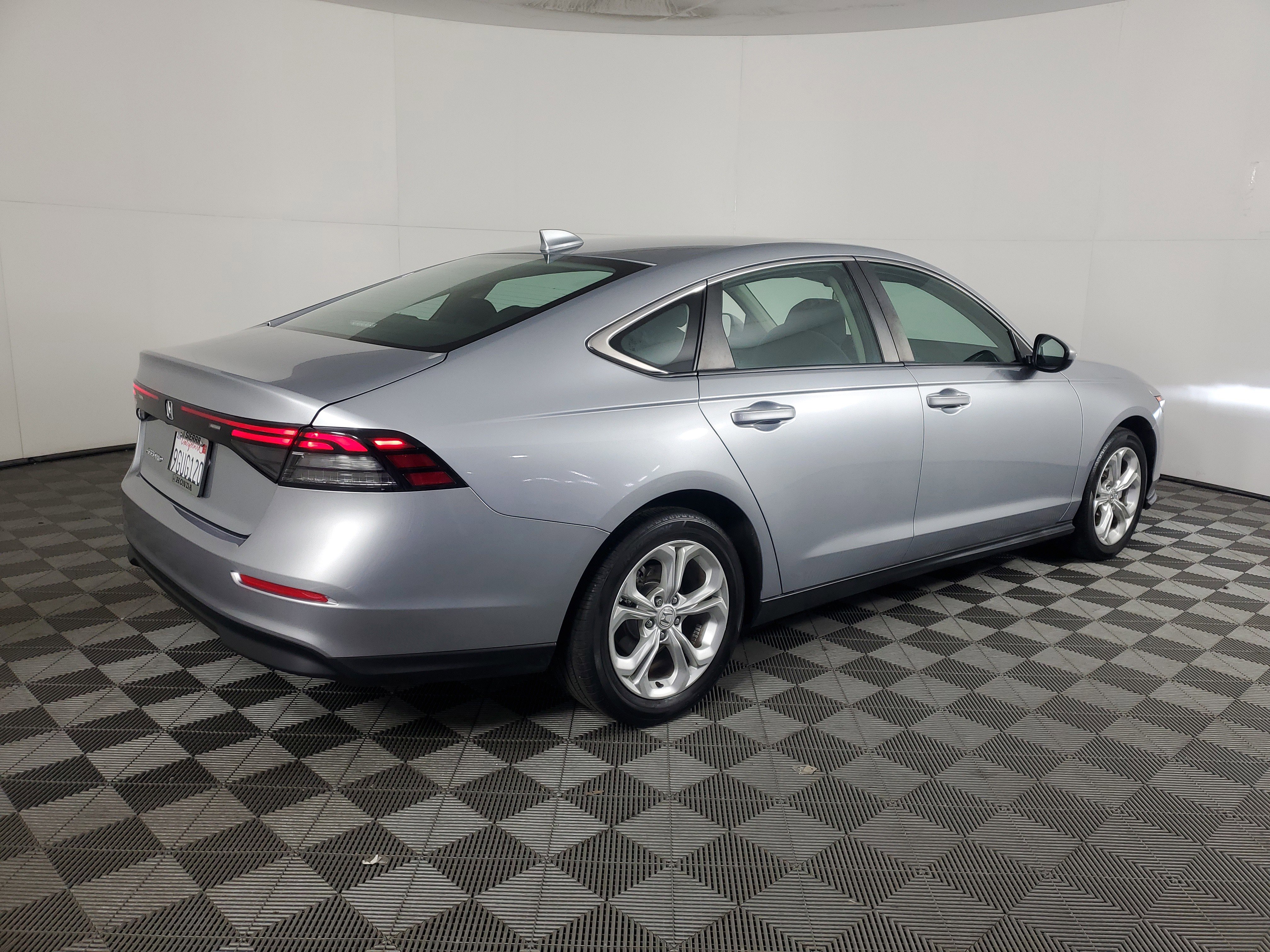 Certified 2023 Honda Accord LX image 4