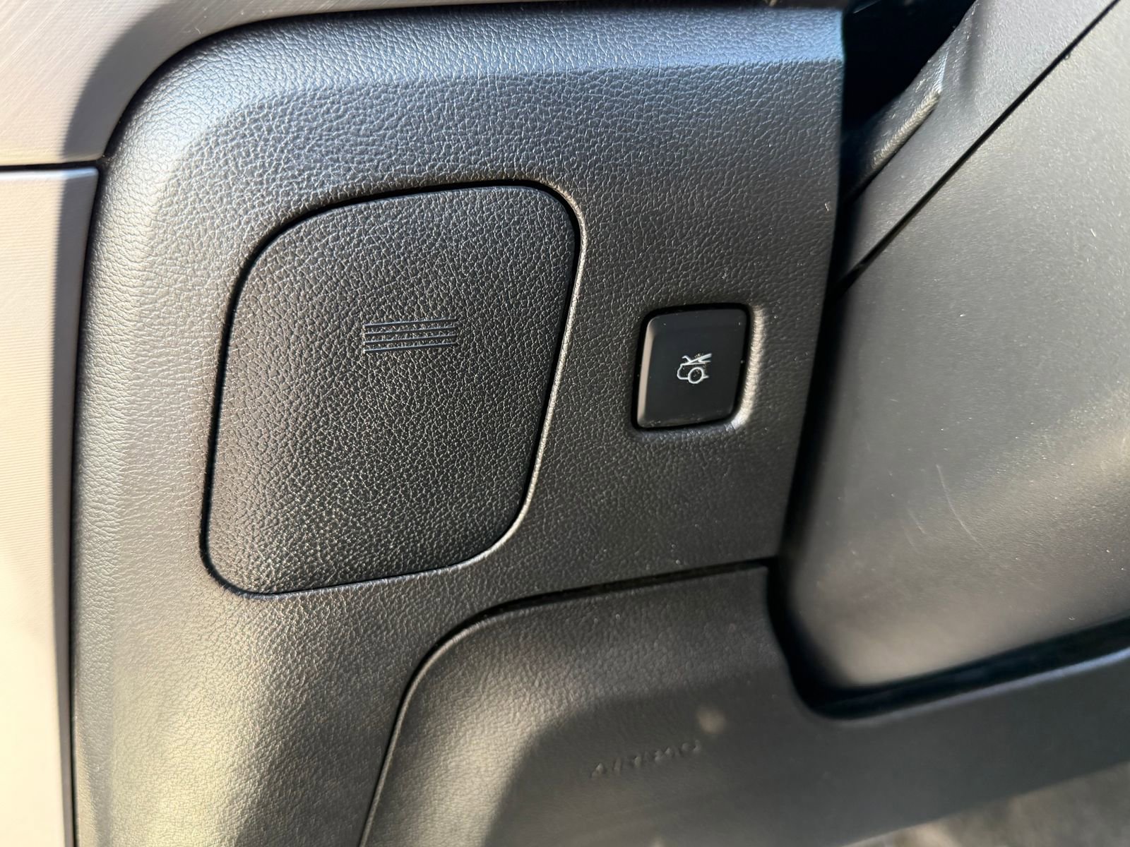 Used 2020 Ford Mustang Premium image 18