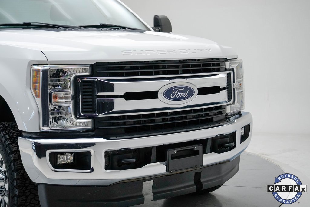 Used 2019 Ford F250 XLT w/ XLT Value Package image 19