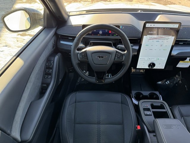 Certified 2025 Ford Mustang Mach-E GT image 5
