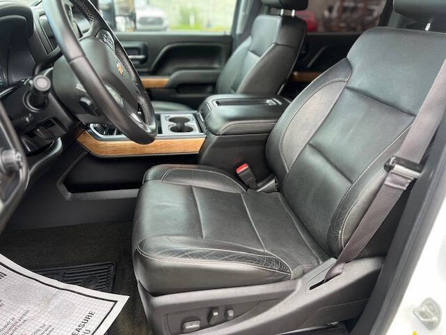 Used 2015 Chevrolet Silverado 2500 LTZ w/ Duramax Plus Package image 11