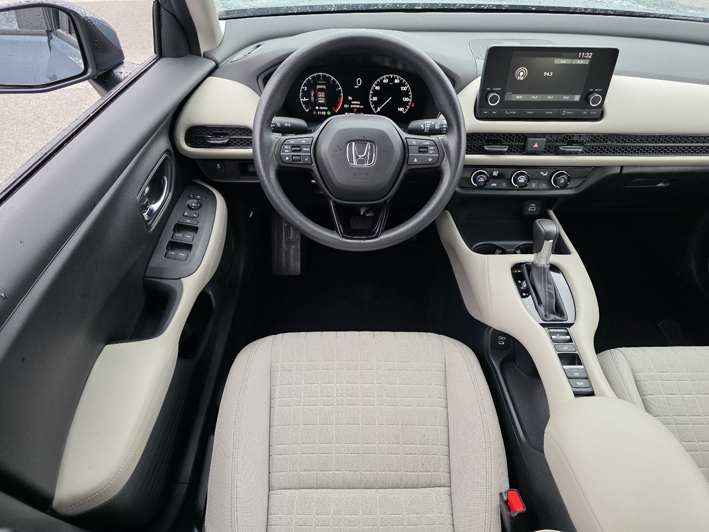 Certified 2024 Honda HR-V LX image 24