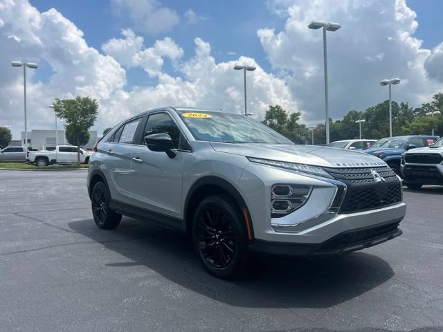 Used 2024 Mitsubishi Eclipse Cross LE AWD/4WD image 4