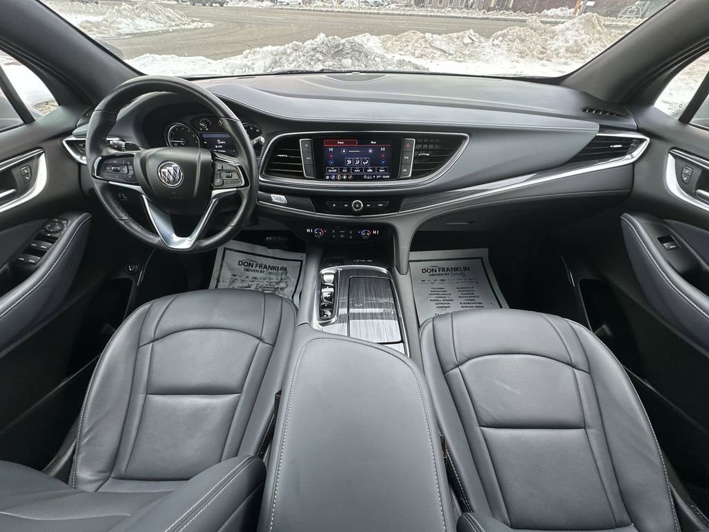 Used 2024 Buick Enclave Essence w/ Sport Touring Edition image 20