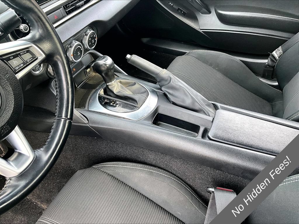 Used 2018 FIAT 124 Spider Classica RWD image 11