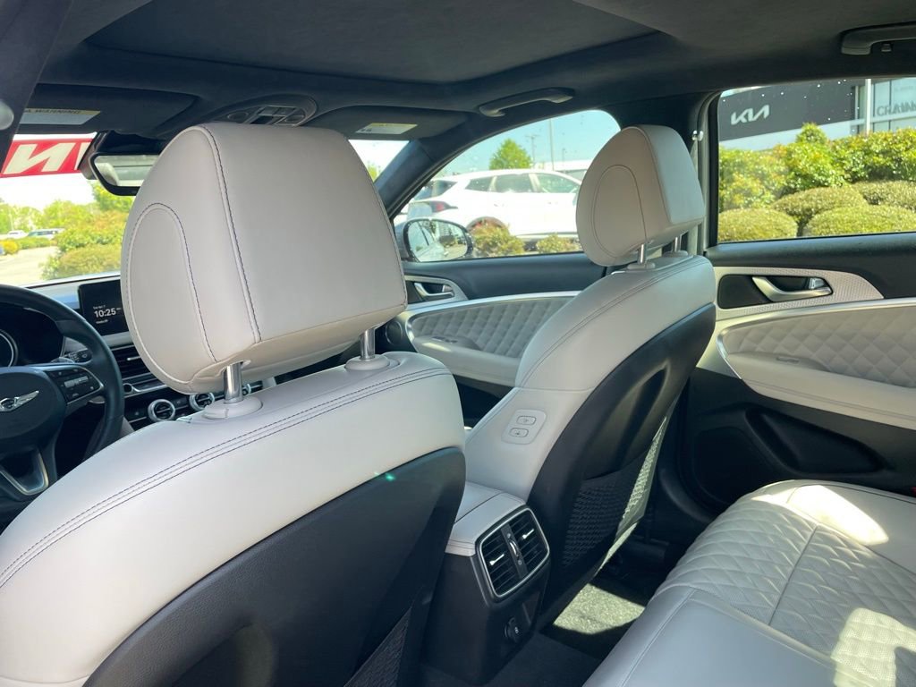 Used 2023 Genesis G70 3.3T w/ Sport Prestige Package image 25