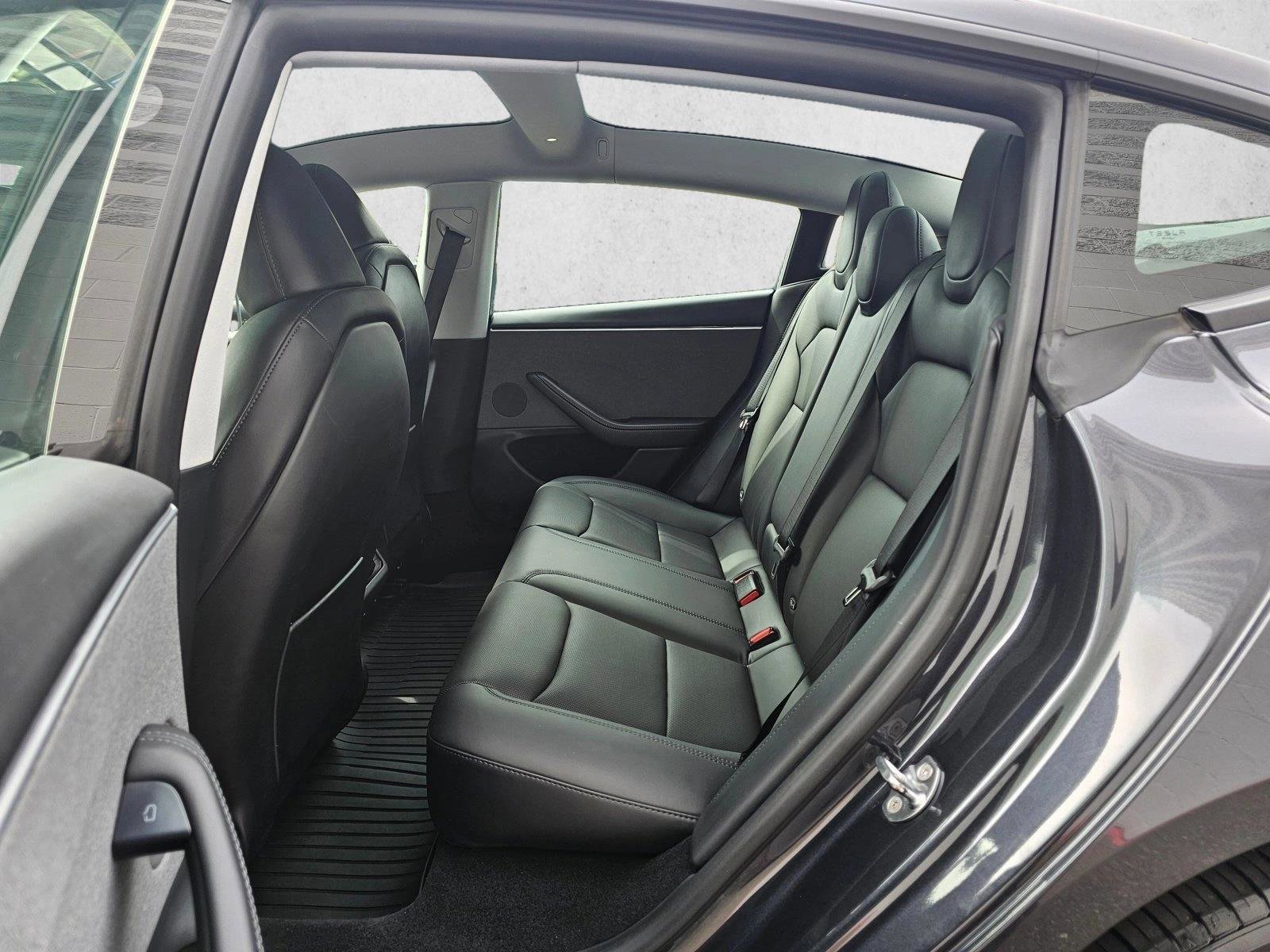 Used 2025 Tesla Model 3 Long Range RWD image 15