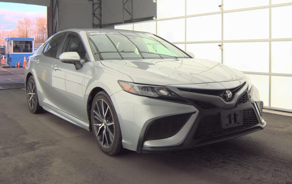Used 2024 Toyota Camry SE w/ Cold Weather Package image 2