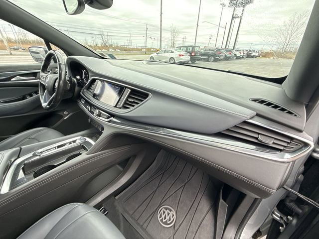 Certified 2024 Buick Enclave Essence w/ Sport Touring Edition image 27