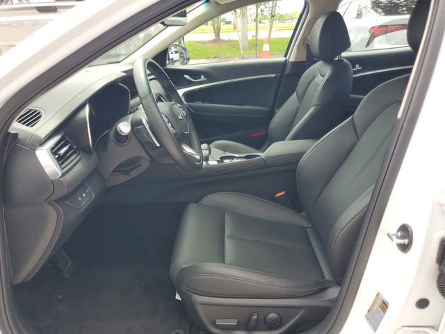 Used 2026 Genesis G70 2.5T image 15